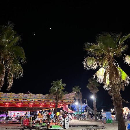 Guest House Sala Durres Bagian luar foto
